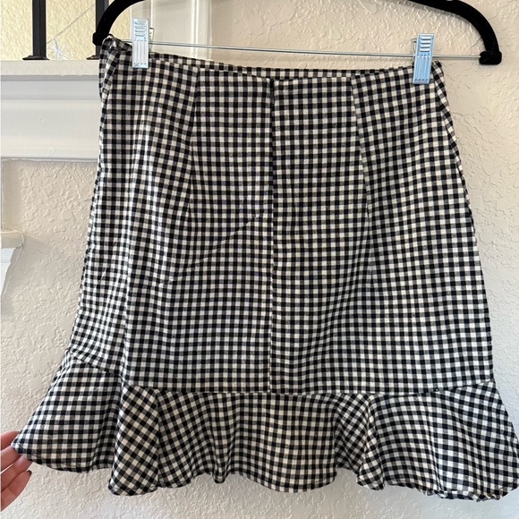 Black and White Gingham Women's Skirt - Picture 5 of 6